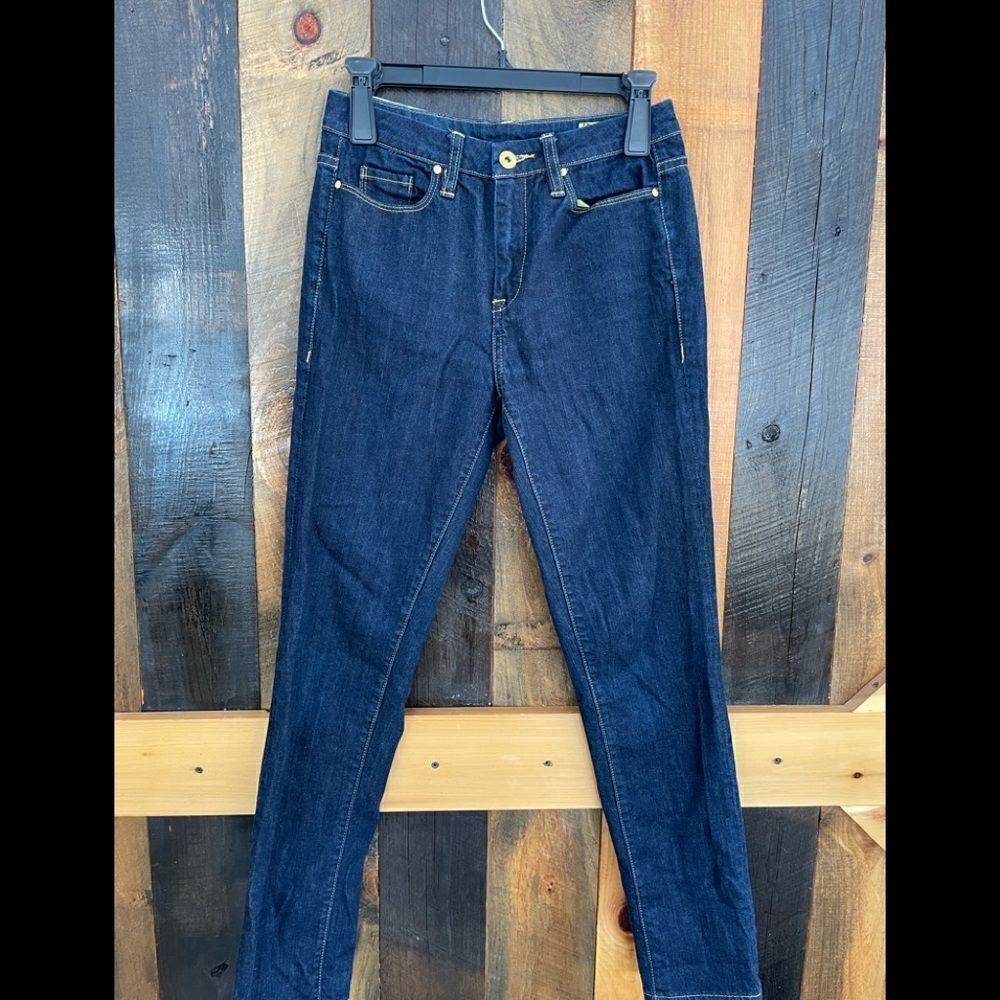 BLANKΒ NYC dark wash 5 pocket skinnyβjeans,βsizeβ27.